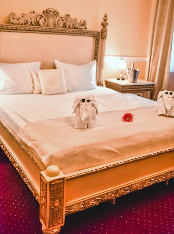Zamek Kamenny Dvur Hotel Kynsperk nad Ohri ภายนอก รูปภาพ