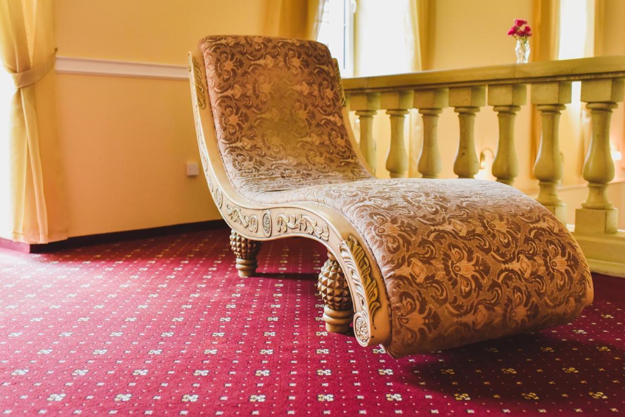 Zamek Kamenny Dvur Hotel Kynsperk nad Ohri ภายนอก รูปภาพ
