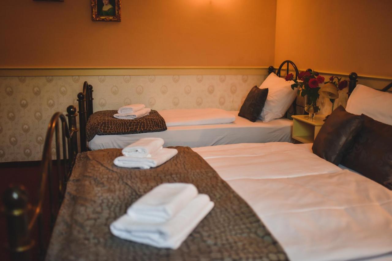 Zamek Kamenny Dvur Hotel Kynsperk nad Ohri ภายนอก รูปภาพ