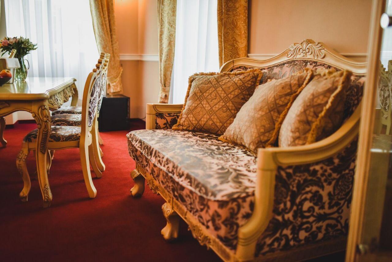 Zamek Kamenny Dvur Hotel Kynsperk nad Ohri ภายนอก รูปภาพ